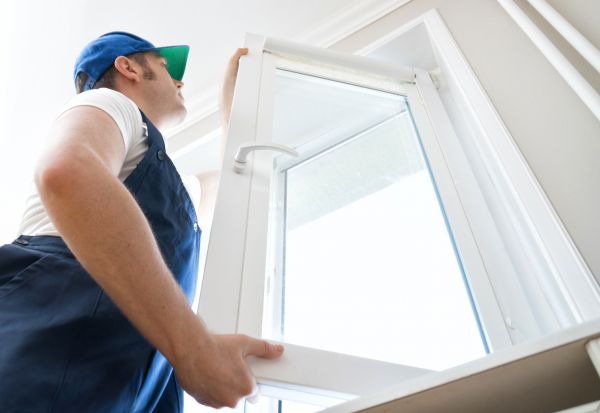 Vinyl Windows Installation in Elgin