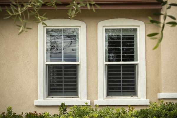 Single Hung Window Replacement in Elgin
